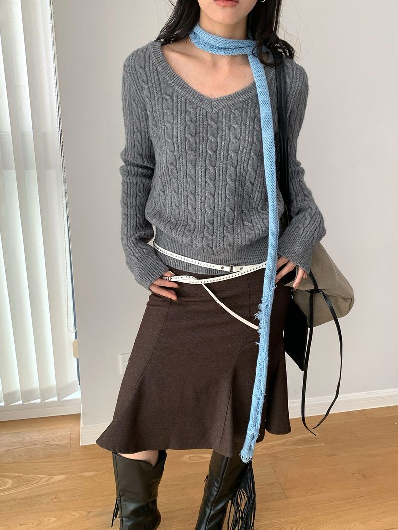 Frost soft V-neck wool knitwear