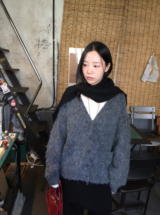 howu（ハウユ）の「マイディルージュポケットモヘアカーディガン（2c）（トップス）」