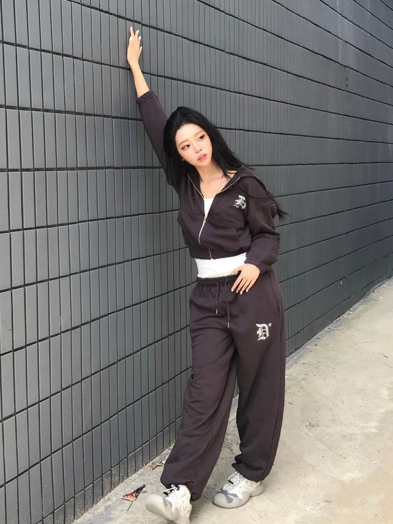 Taro set up hood zip up