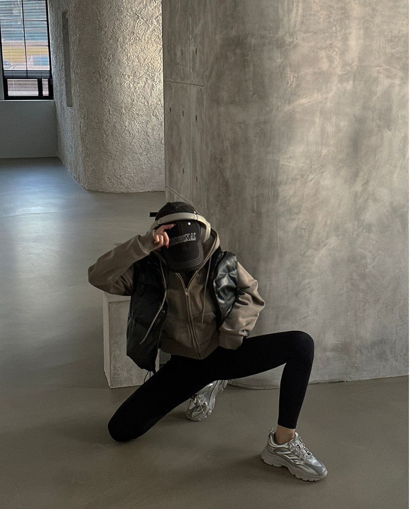 Leather Wellon Cropped Padded Best