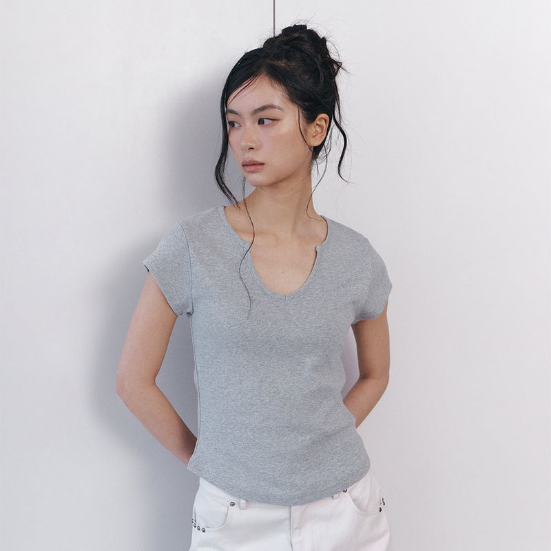 Curetty（キュリティ）の「C 90S LINE SLIT NECK HALF-SLEEVE T-SHIRT_GREY（Tops）」