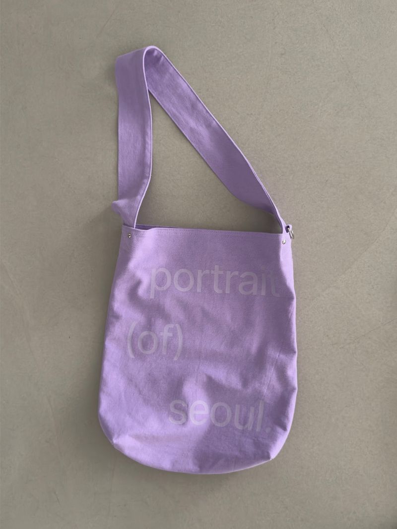 Portrait Wide Strap Shoulder Bag - Grape