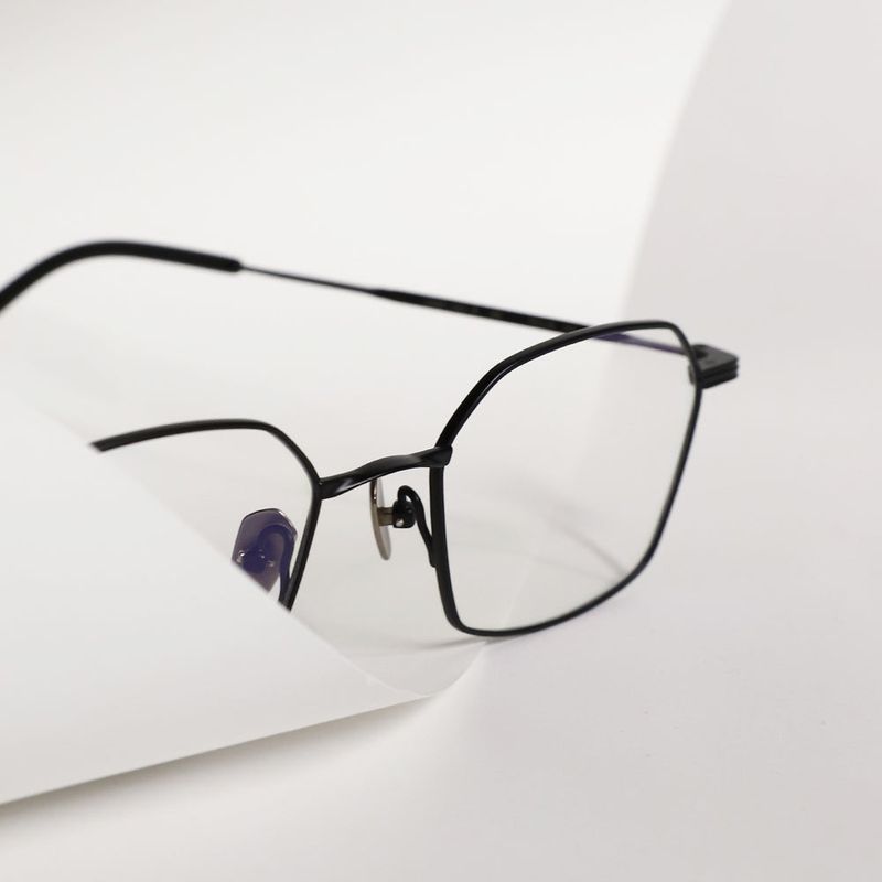 Knouun Square titanium glasses CODE. 101. B Black