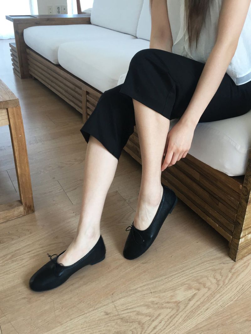 Soft ribbon flats