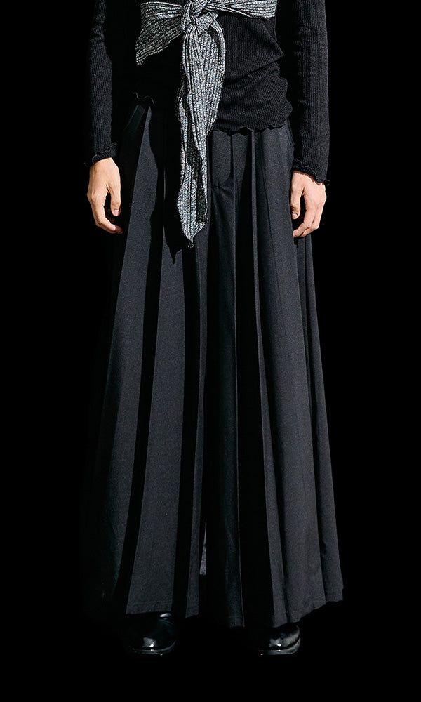 Reculer（ルキュレ）の「Wide pleated pants Black（Pants）」