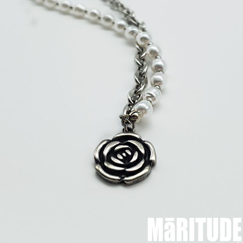 VINTAGE ROSE NECKLACE