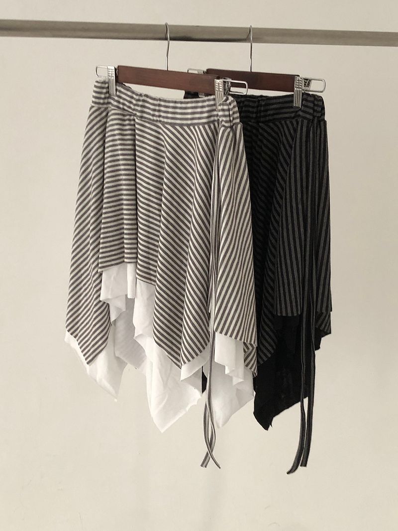 Side Strap Stripe Unbal Skirt