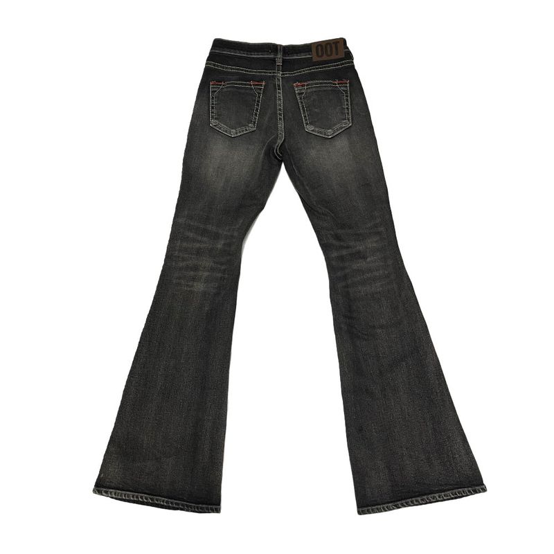 Betty low boots cut pants