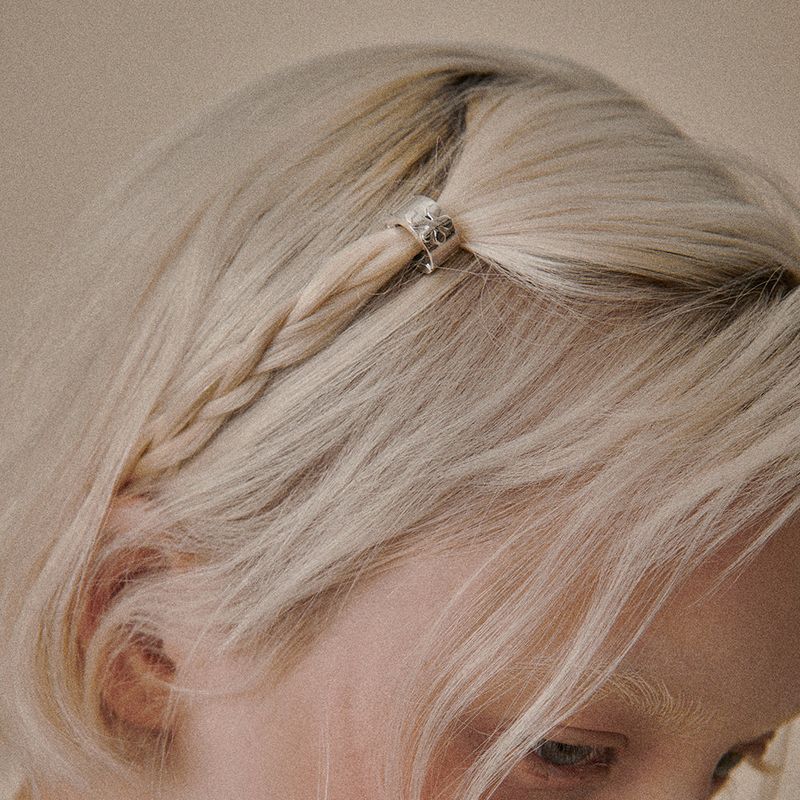 OVT-U（オーブイティーユー）の「ユージュアル ロゴ ピン セット（ヘアアクセサリー）」