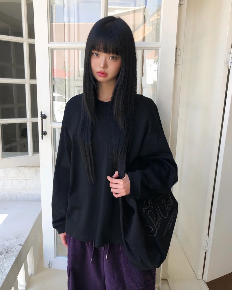 [ORIGINAL] Rosette Loose-Fit Lettering Long-Sleeve