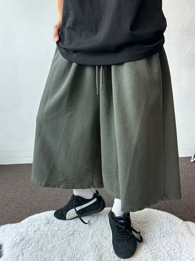 CCORTTI（コルッティ）の「Naming Basic Pigment Bermuda Shorts 4color（Pants）」