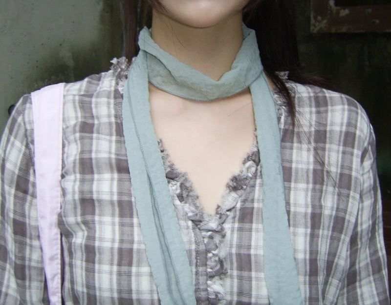 aoi sheer scarf