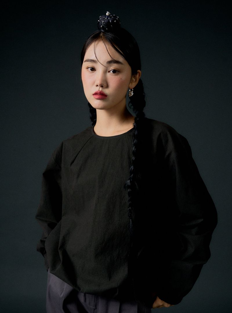 Cloud blouse (black)