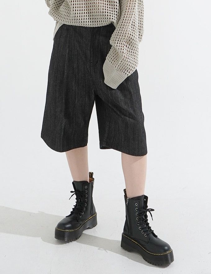 Pintuck Wide Raw Denim Bermuda Pants