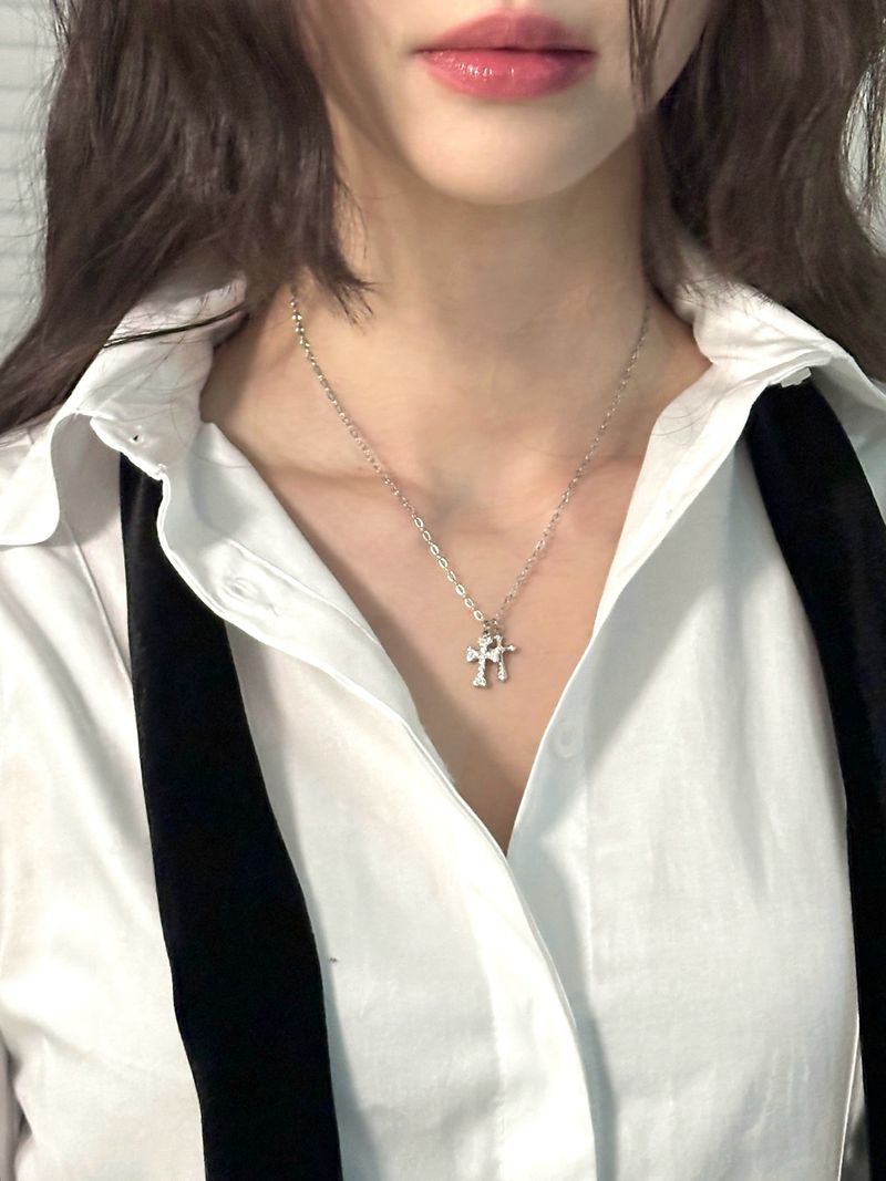 24 winter - cubic cross necklace