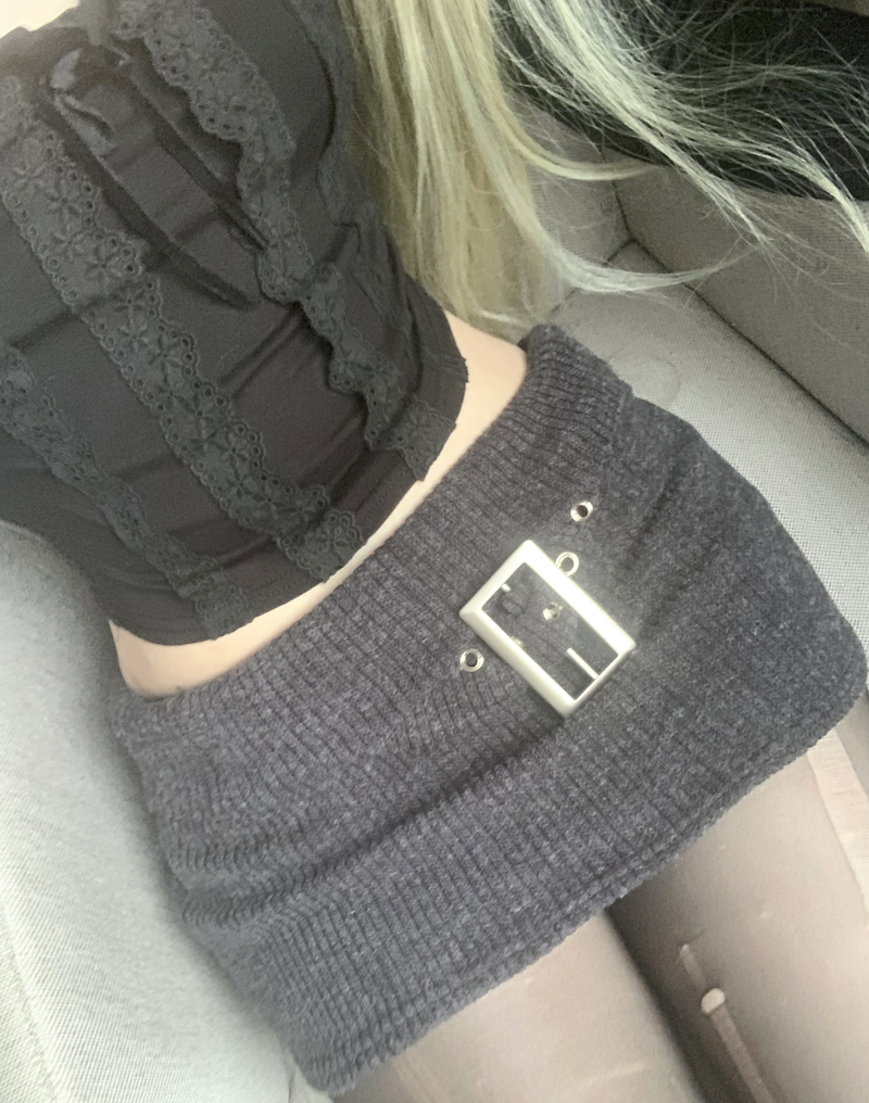 suzen（スゼン）の「Gant Belt Knit Skirt (dark gray)（Skirts）」