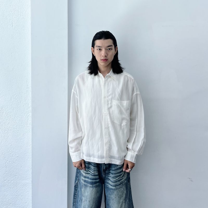 FADE MEET（フェードミート）の「Airy Curve Relaxed Shirt（Tops）」