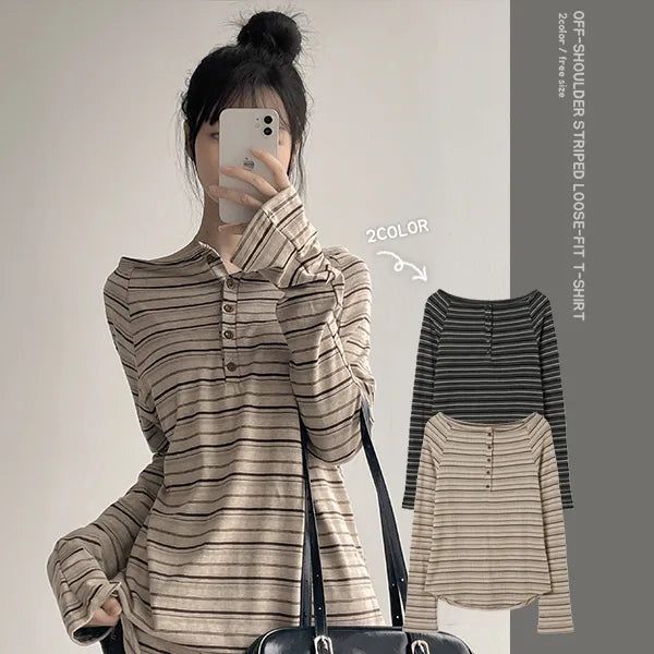 hijjoo（ハイチュー）の「オータム セント ストライプ オフショルダー ロングスリーブ Tシャツ (2 colors)（トップス）」