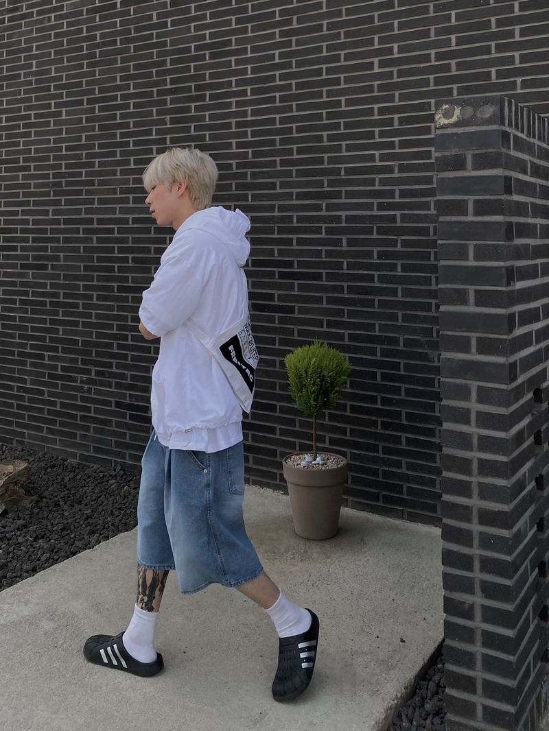 Zino Washed Denim Bermuda Pants 2C