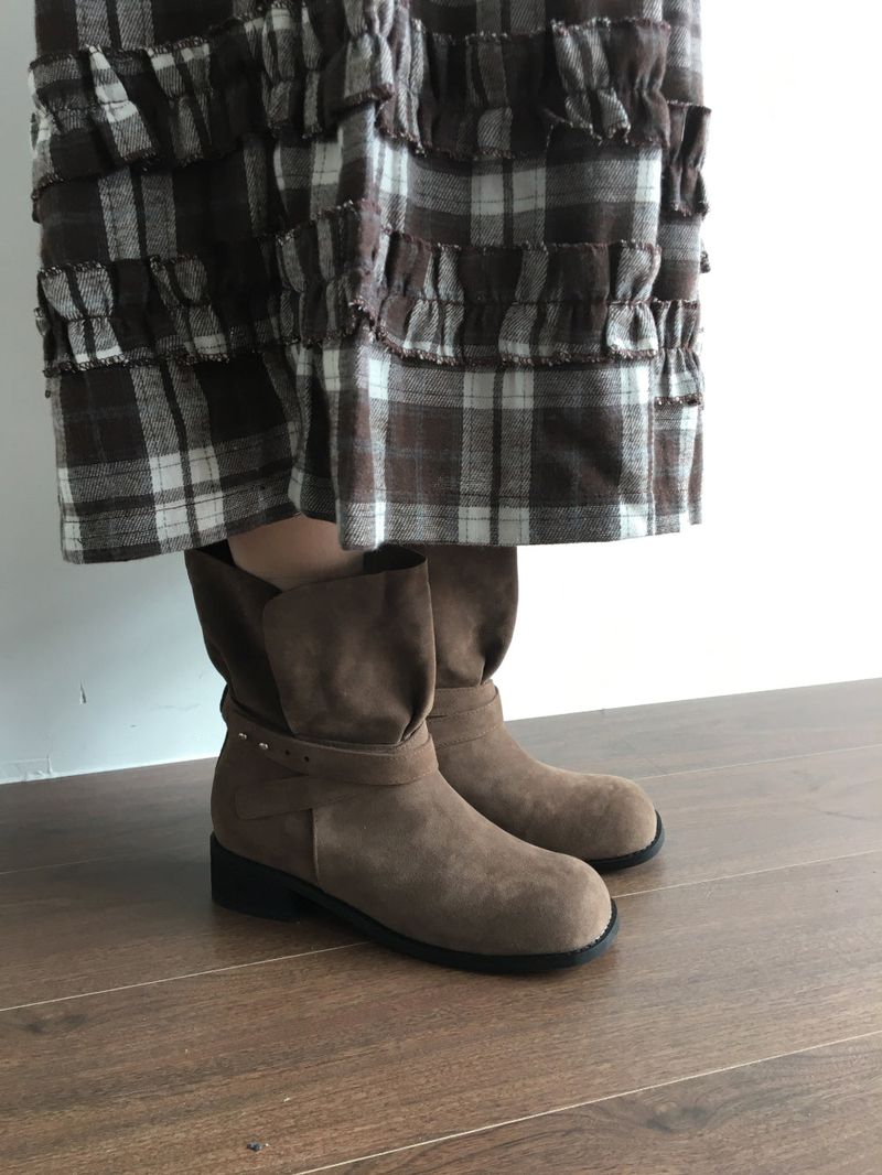 Studded Folding Suede Boots (2color)