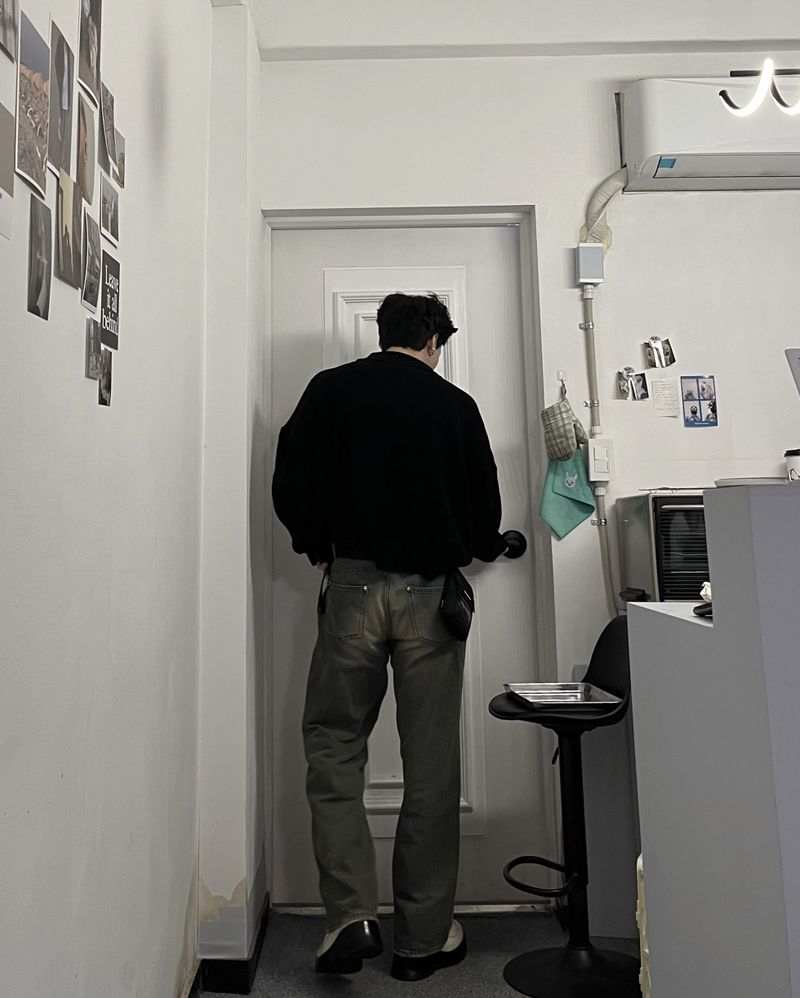 washing wide denim pants