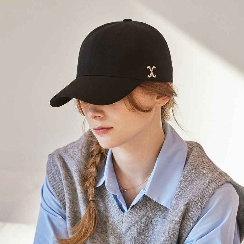 VA Curved Stud Ball Cap / Black