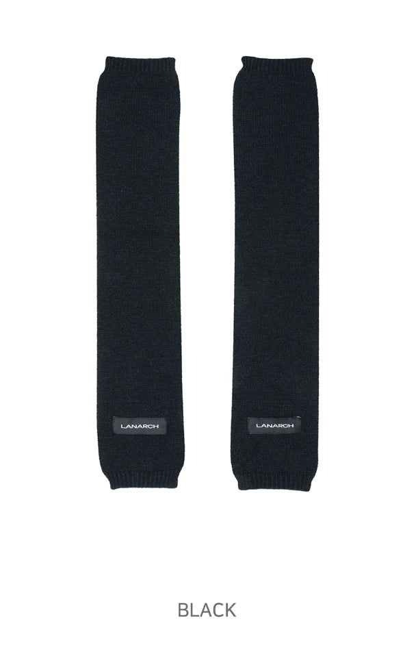 [LANARCH] Raven Knit Hand warmers