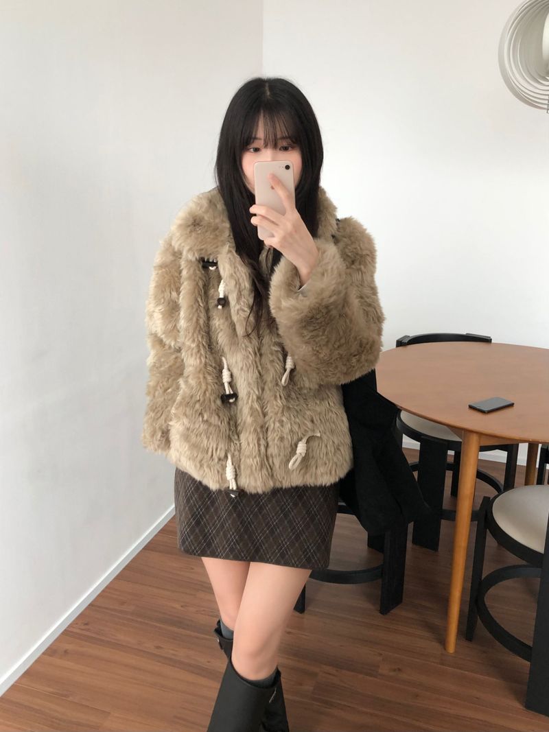Claude Fur Jacket (2 colors)