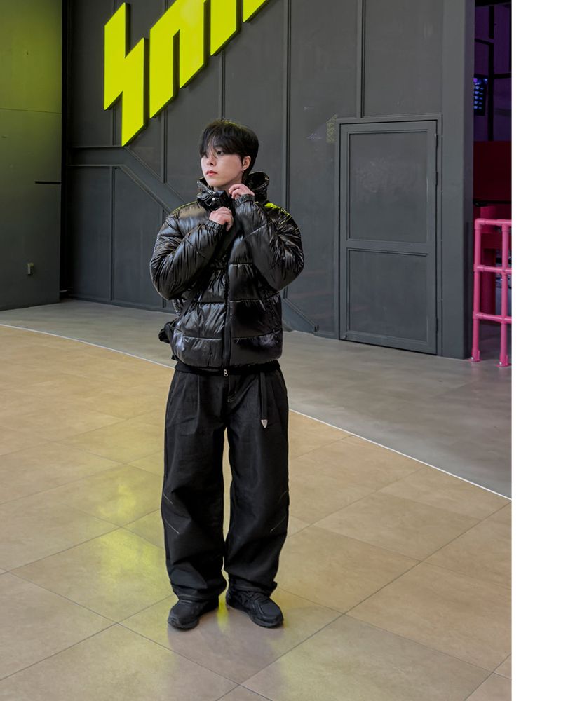 Prime nine wide denim pants