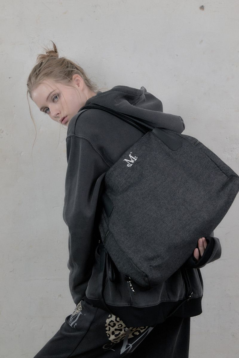 MUCENT(ムセント)の「4WAY SIGNATURE LOGO TOTE BAG (Black denim)(Bags)」