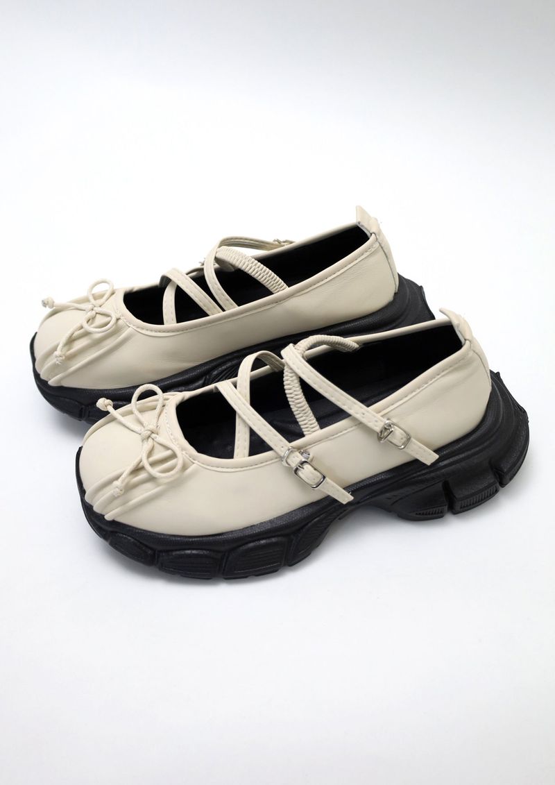 privatelookbook（プライベートルックブック）の「X-strap Mary Jane sneakers（Shoes）」