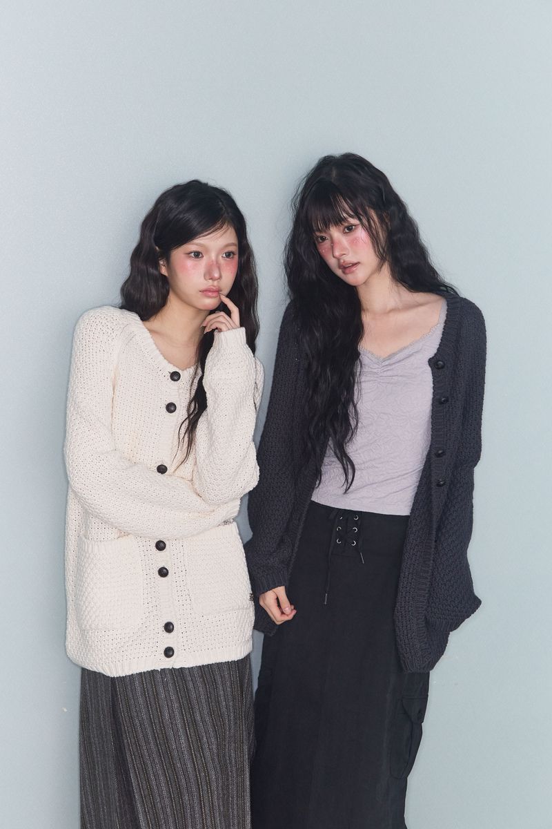 TURTLE-BUTTON KNIT CARDIGAN IVORY