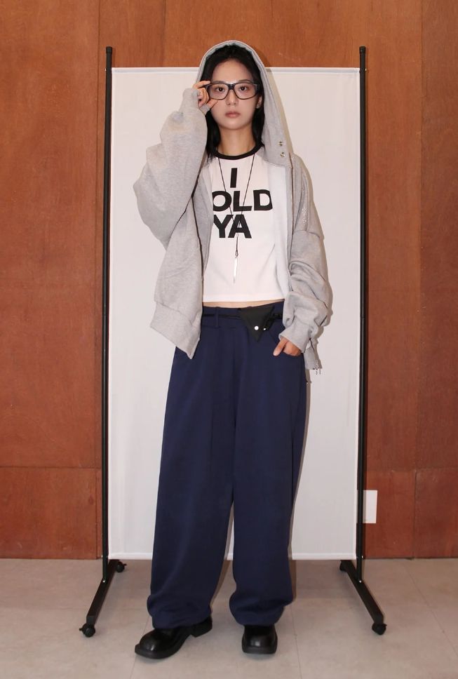 DOUBLE BUTTON STUD HOODIE