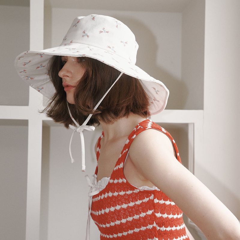 Rose Bouquet Wide Bucket Hat