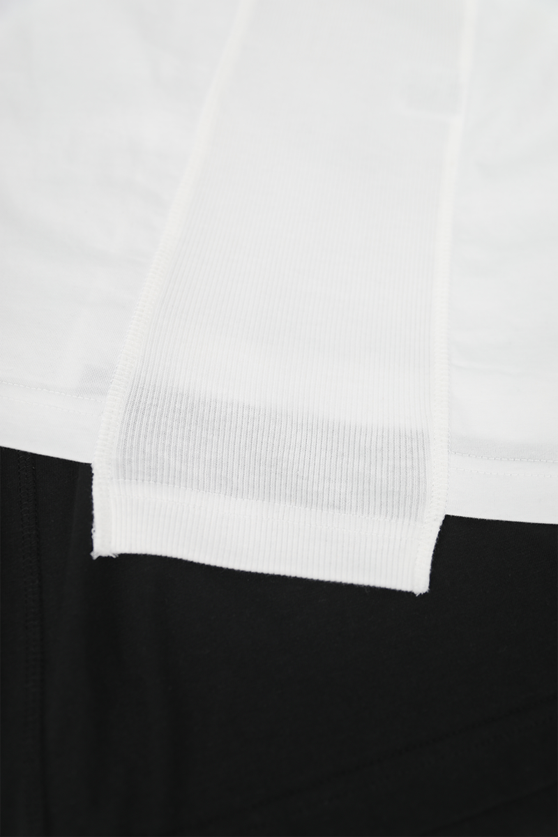 I4 - White