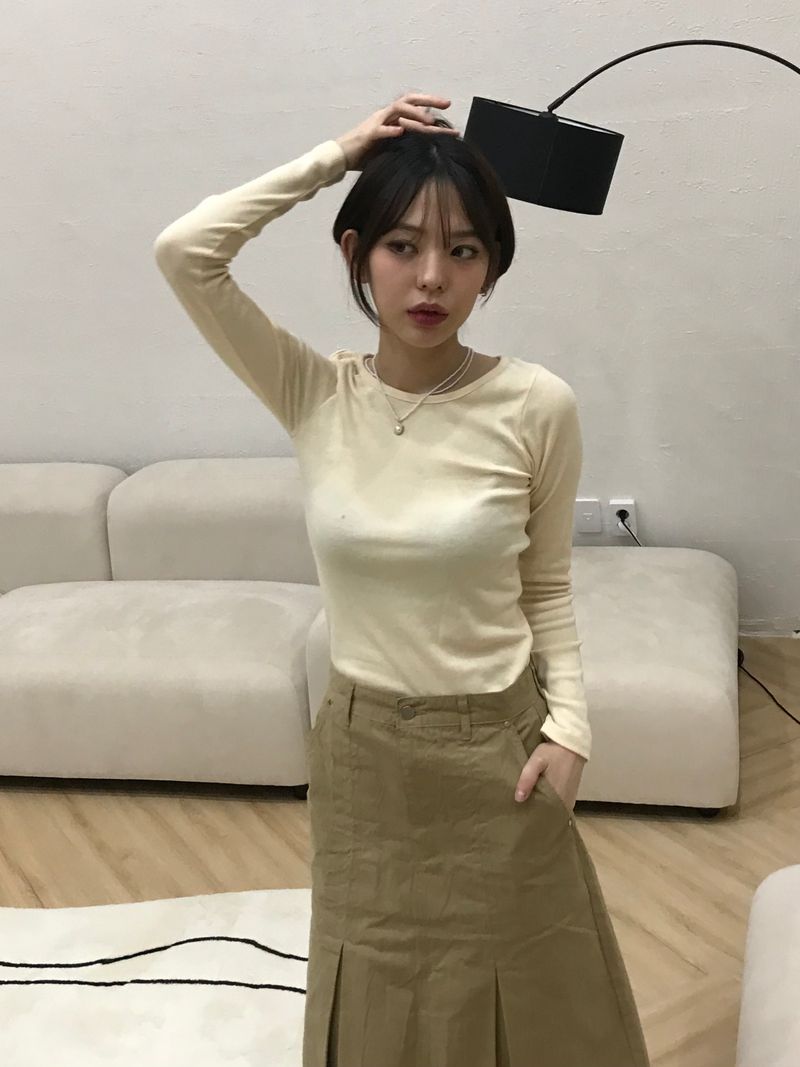 Daylight u-neck slim t