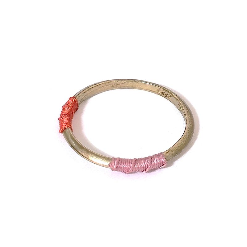 ccnmade（チェチャンナムメイド）の「[CCNMADE] マッチングリング_タイプ02 (ディープオレンジ+ピンク)（アクセサリー）」