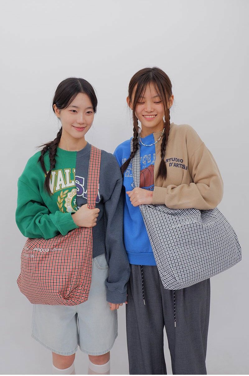 Reverse Logo Check Bag / Green