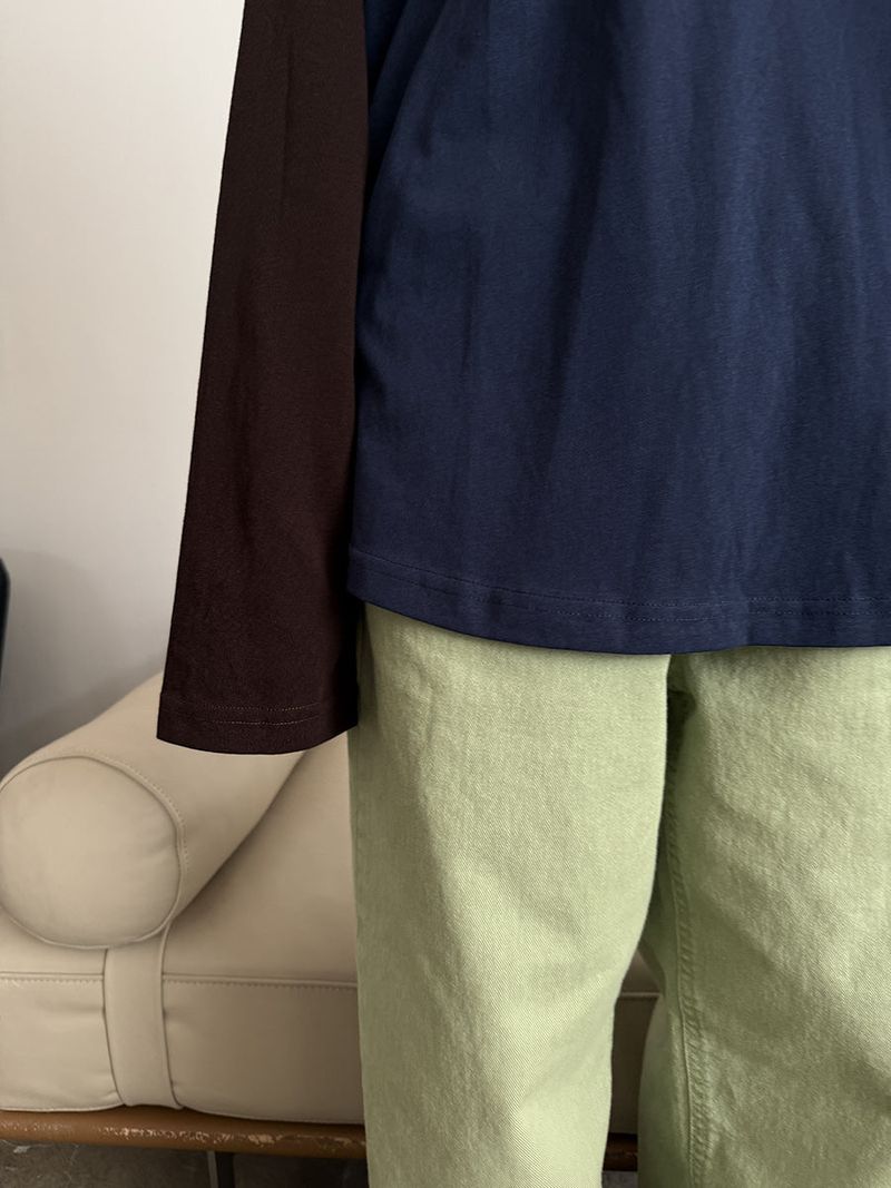 line raglan T