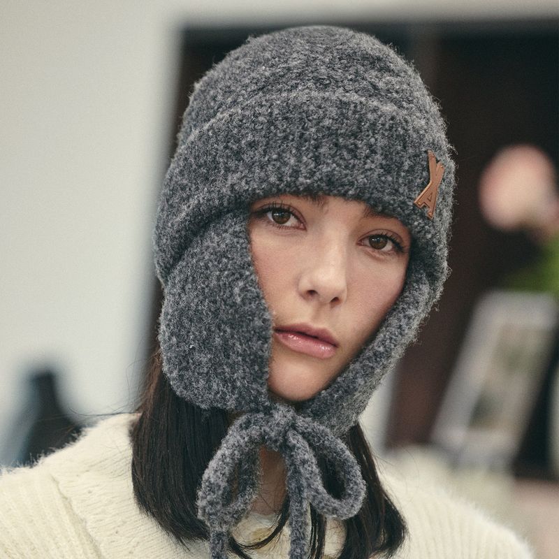 VA Patch Fly Knit Beanie / Black