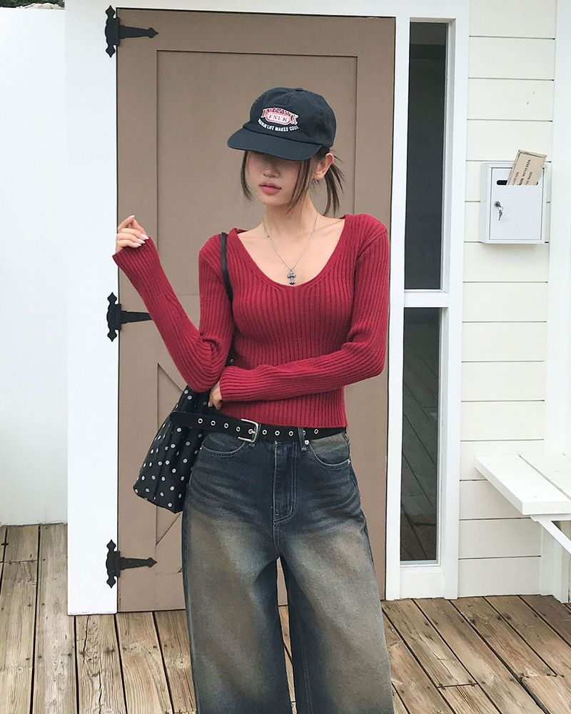 Yami Ribbed Deep V-Neck Knit
