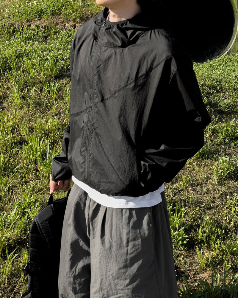 Aeric Diagonal Lightweight Windbreaker