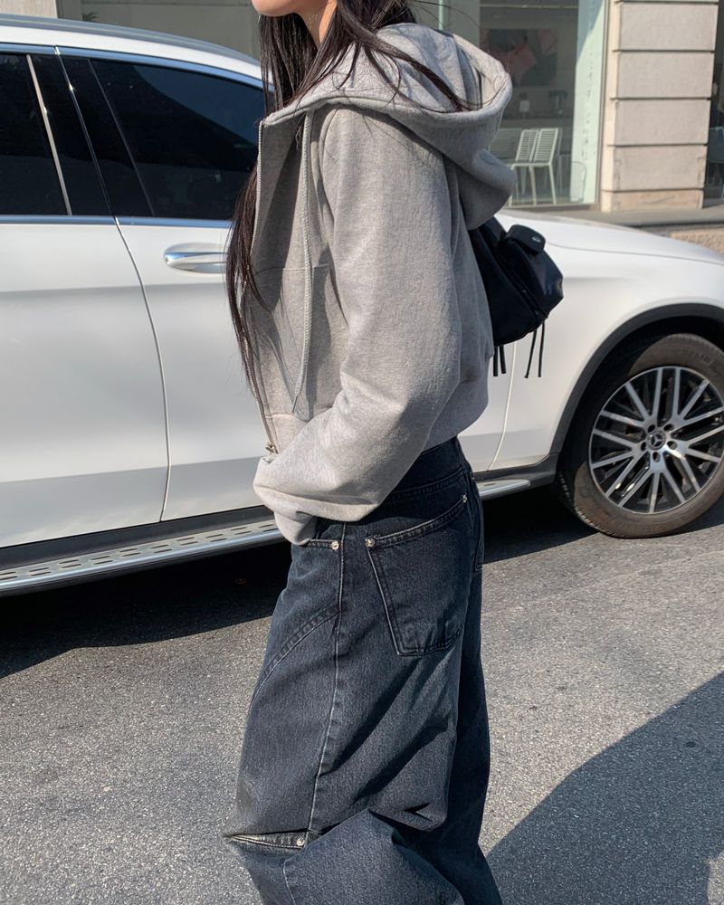 kyoive(コイブ)の「Crop hood zip jumper(Tops)」