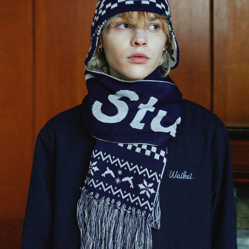 WaiKei（ワイケイ）の「Dolphin nordic reversible knit muffler（Fashion Accessories）」