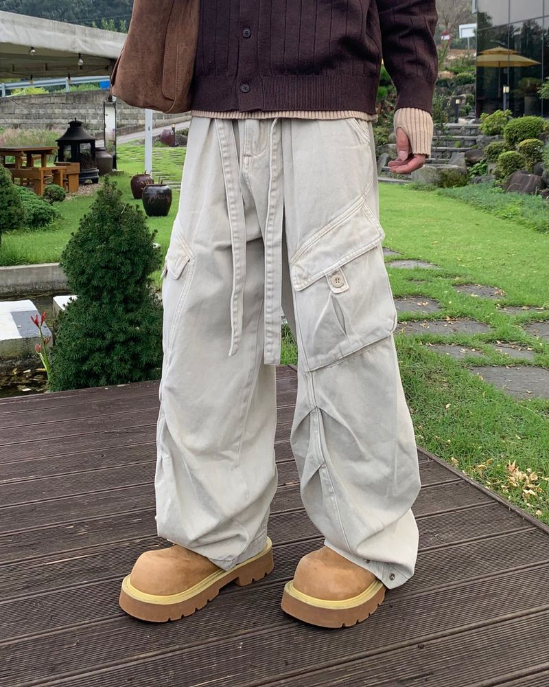 Layer Strap Cargo Pants