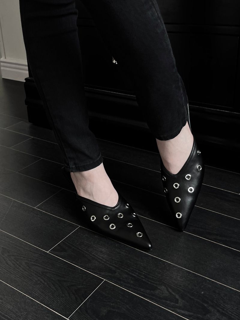 eyelet stiletto mule