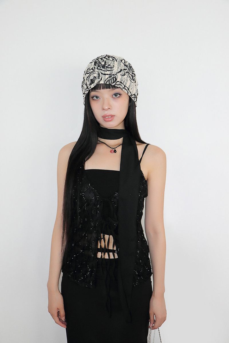 紅煙 Black rose choker