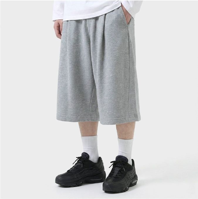 UNDEROFF（アンダーオフ）の「Balloon Curved Sweat Bermuda Pants Gray（Pants）」
