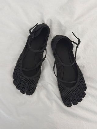 MESH FIVE-TOE SHOES