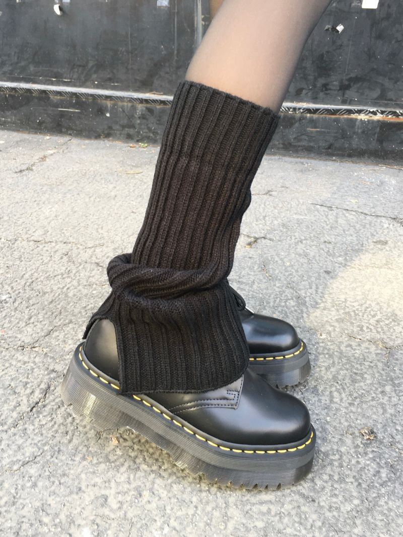 Slit Wave Golji Leg Warmers (3c)
